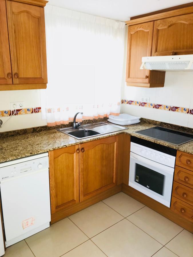 דירות אורופסה דל מר Aticos Deluxe Marina Dor מראה חיצוני תמונה